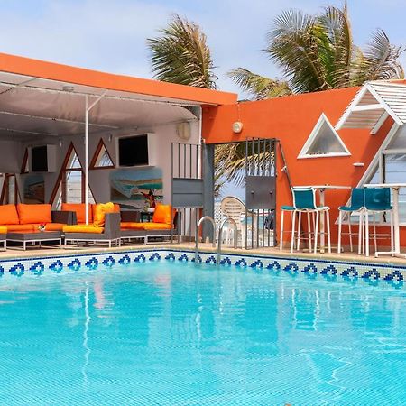 Hotel La Madrague Dakar Esterno foto