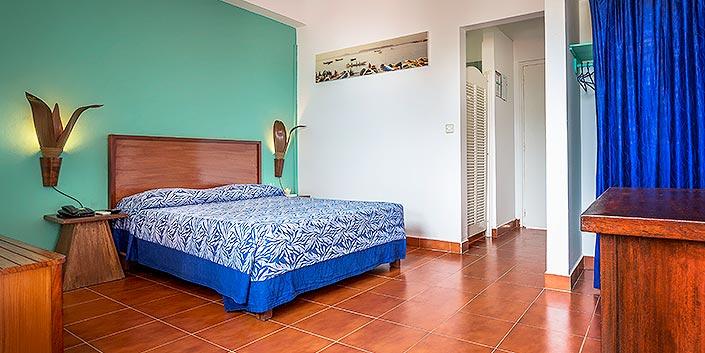 Hotel La Madrague Dakar Esterno foto