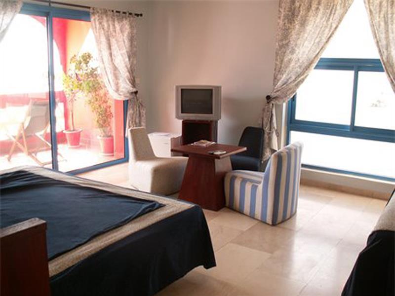 Hotel La Madrague Dakar Esterno foto